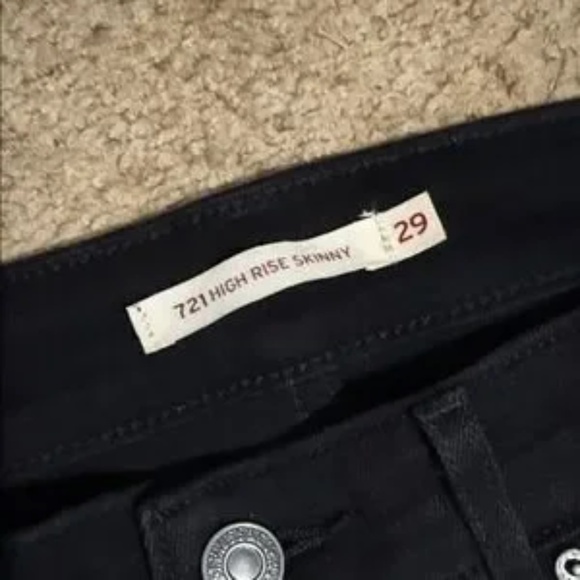 Levi's Women's High Rise Skinny Stretch Black Jeans - Picture 3 of 6